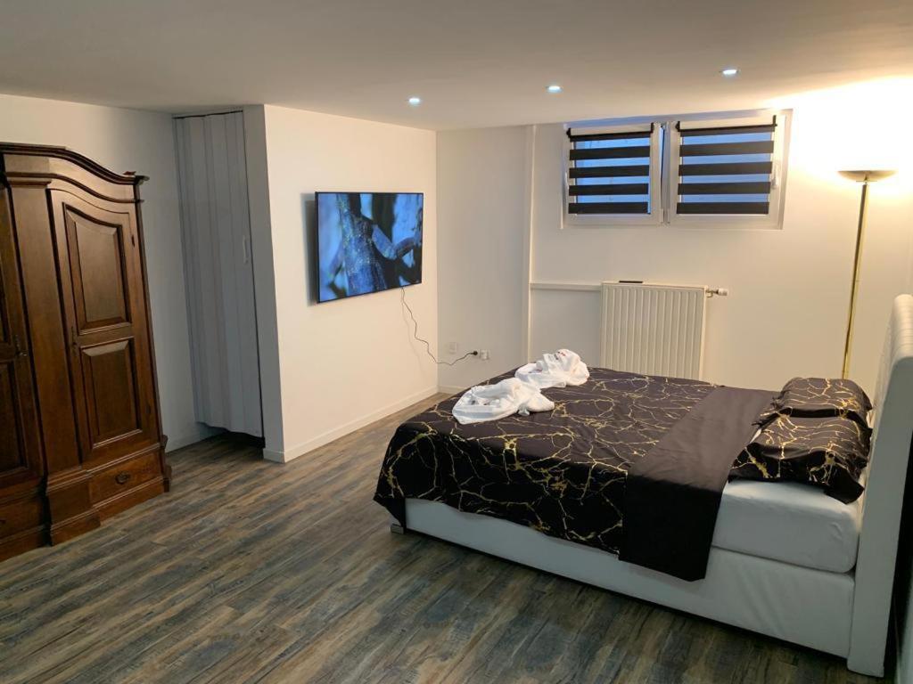 Studio 45M2 Tres Calme Village-Neuf Luaran gambar