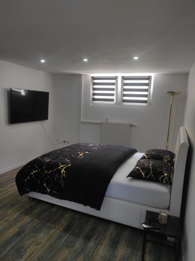 Studio 45M2 Tres Calme Village-Neuf Luaran gambar